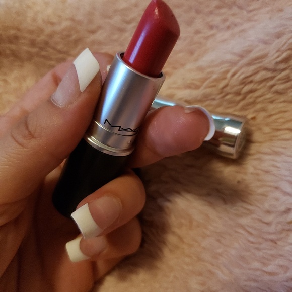 Lippies - Picture 3 of 4